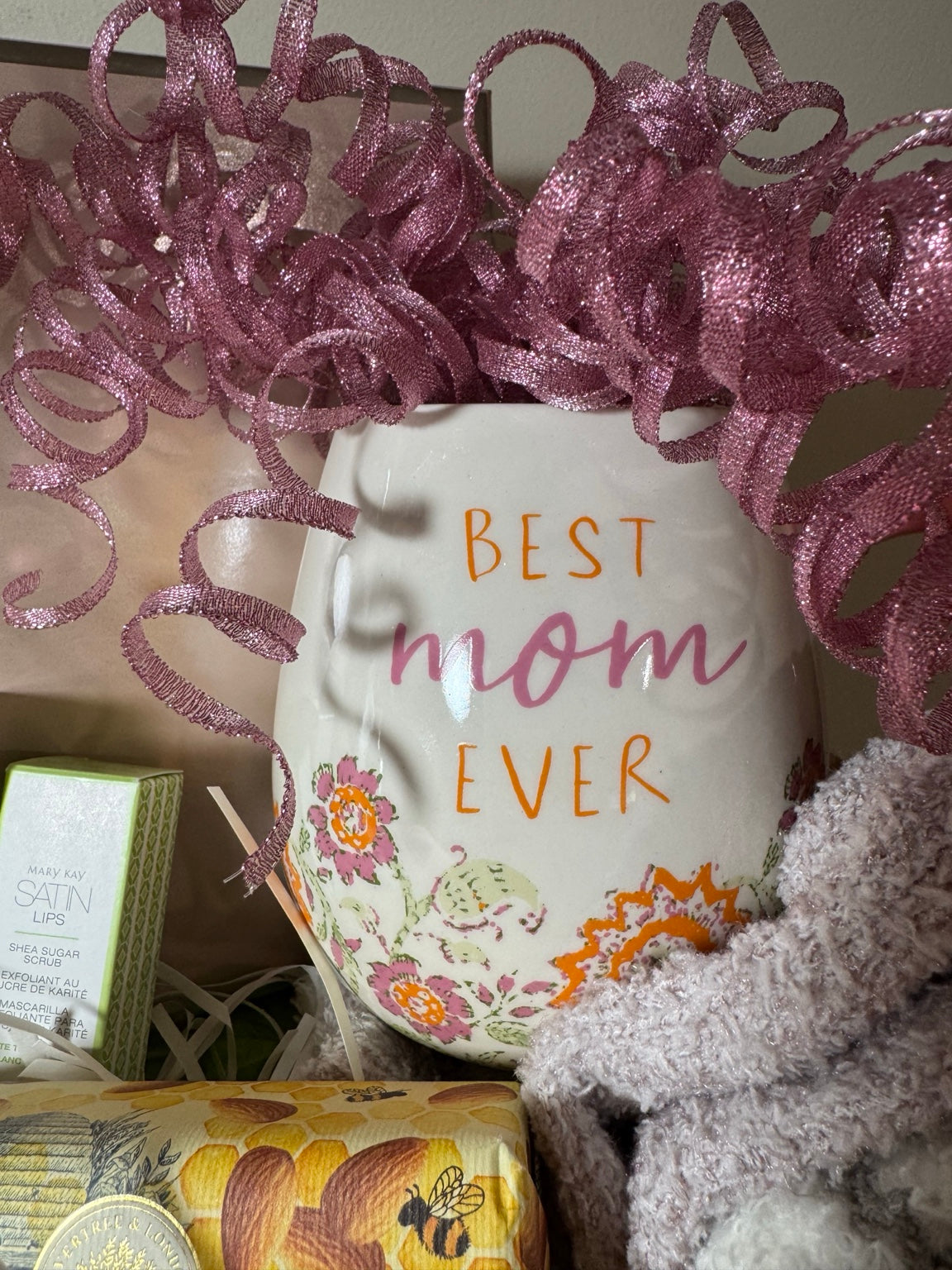 A-222 Ultimate Glow Mom Luxury Basket